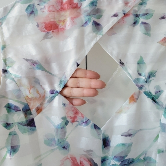 Yumi Kim White Floral Organza Dress - Picture 8 of 14